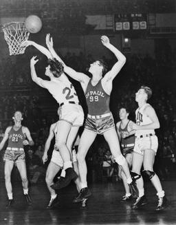 Minneapolis Lakers Win NBL Championship