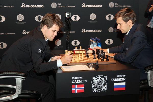 Moment image for Magnus Carlsen Retains World Chess Title in 2016