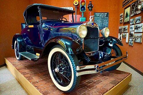 Moment image for Model T production ends after more than 15 million units sold; Model A launched.