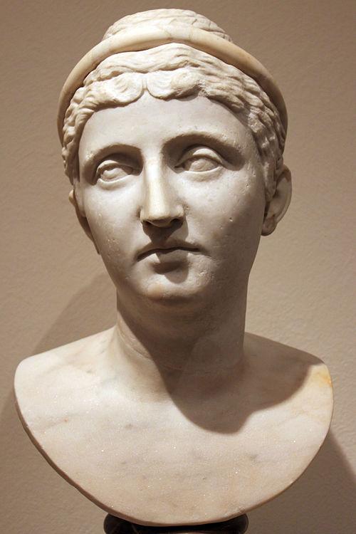 Moment image for Annia Galeria Faustina's Birth of Twin Sons Commemorated