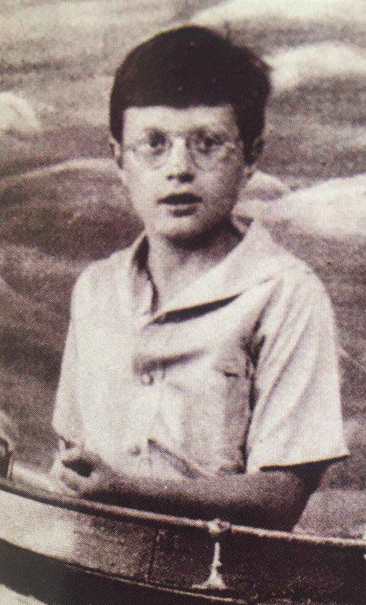 Moment image for Birth and Early Life of Larry King