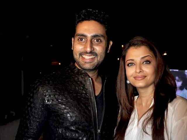Moment image for Aishwarya Rai and Abhishek Bachchan: Power Couple Awarded in Entertainment Industry