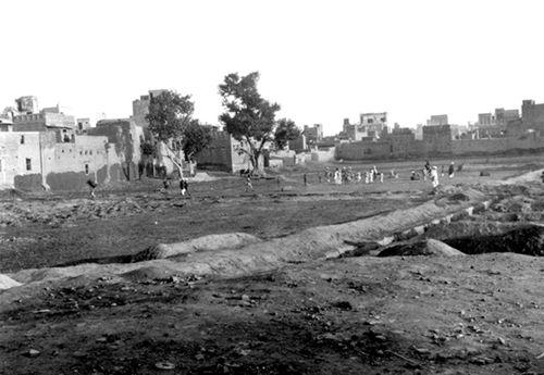 Moment image for Tragic Massacre at Jallianwala Bagh: Colonial India's Brutal Suppression Sparked Nationalist Outrage