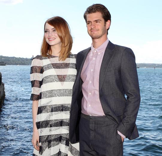 Moment image for Emma Stone and Andrew Garfield end 4-year relationship, marking the end of a prominent Hollywood pairing.