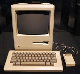 Steve Jobs Takes Over Macintosh Project