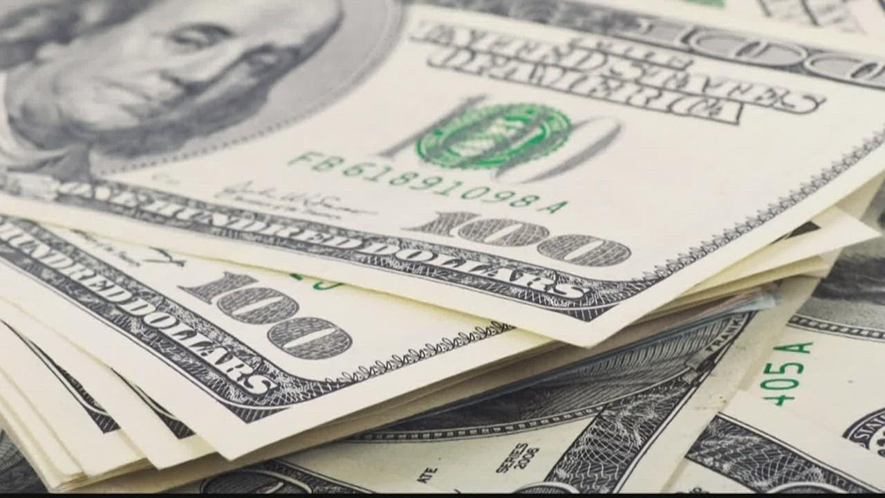 Moment image for Introduction of flat income tax system for fair taxation without specifics on rates or implementation.