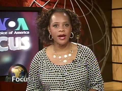 Moment image for US Secretary of State Hillary Clinton concluded a seven-nation tour of Africa in Cape Verde.