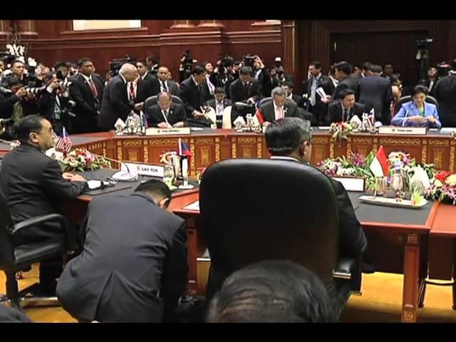 Moment image for 23rd ASEAN Summit Hosted in Brunei