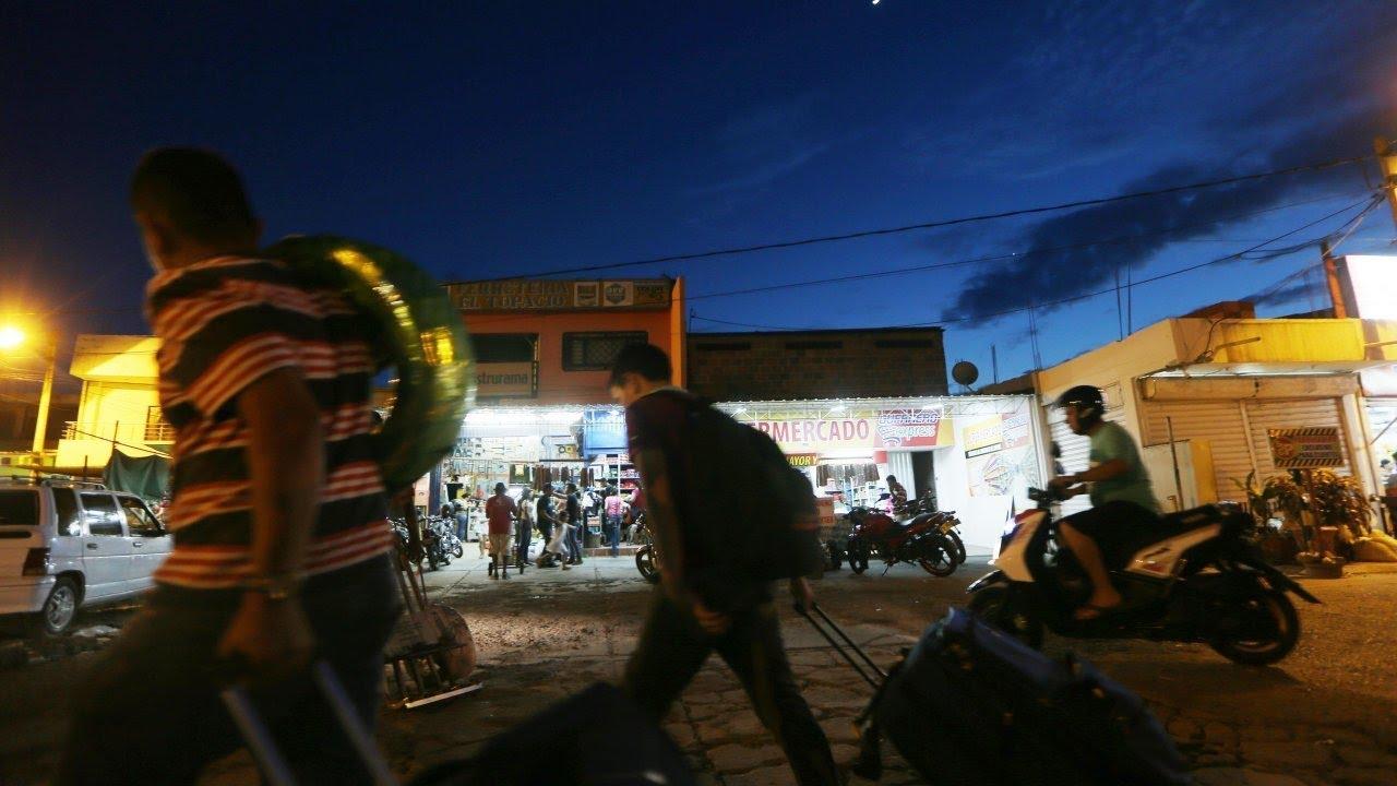 Moment image for UN Reports 2.3 Million Venezuelans Fled Since 2015