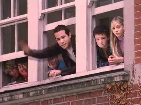 Moment image for Ryan Reynolds in School of Life