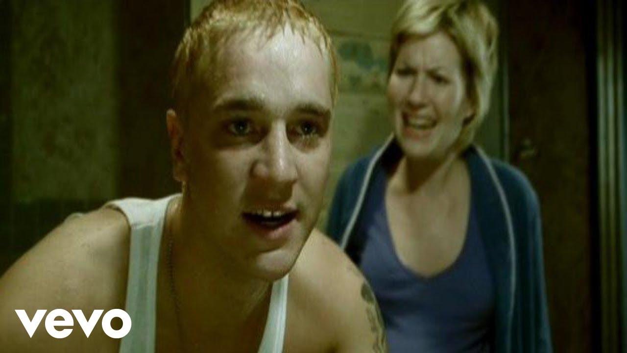 Moment image for Eminem's "Stan" Track: Cultural Impact and Fan Obsession in Music
