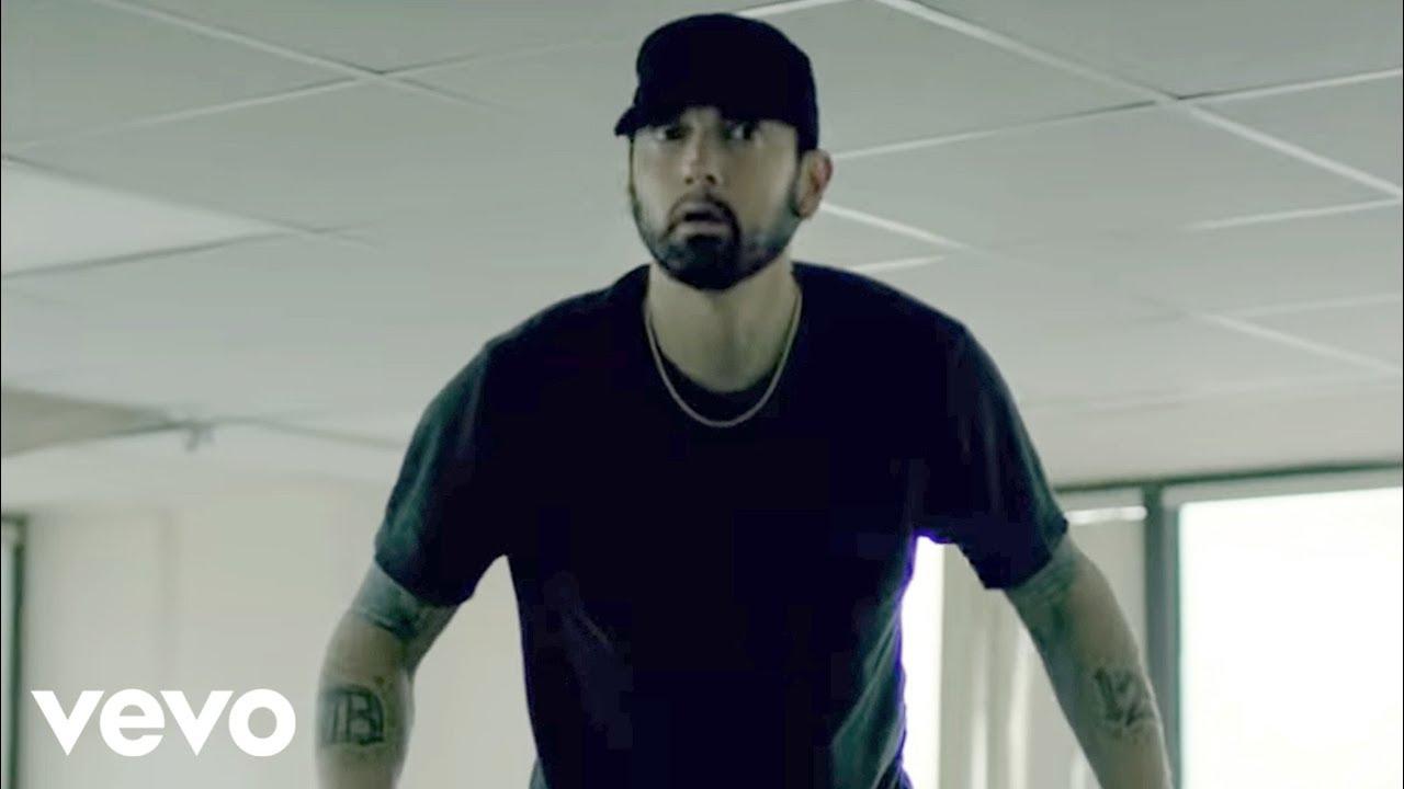 Moment image for Eminem's "Fall" Marks Critical Career Moment with Chart Success and Lyrical Controversy.