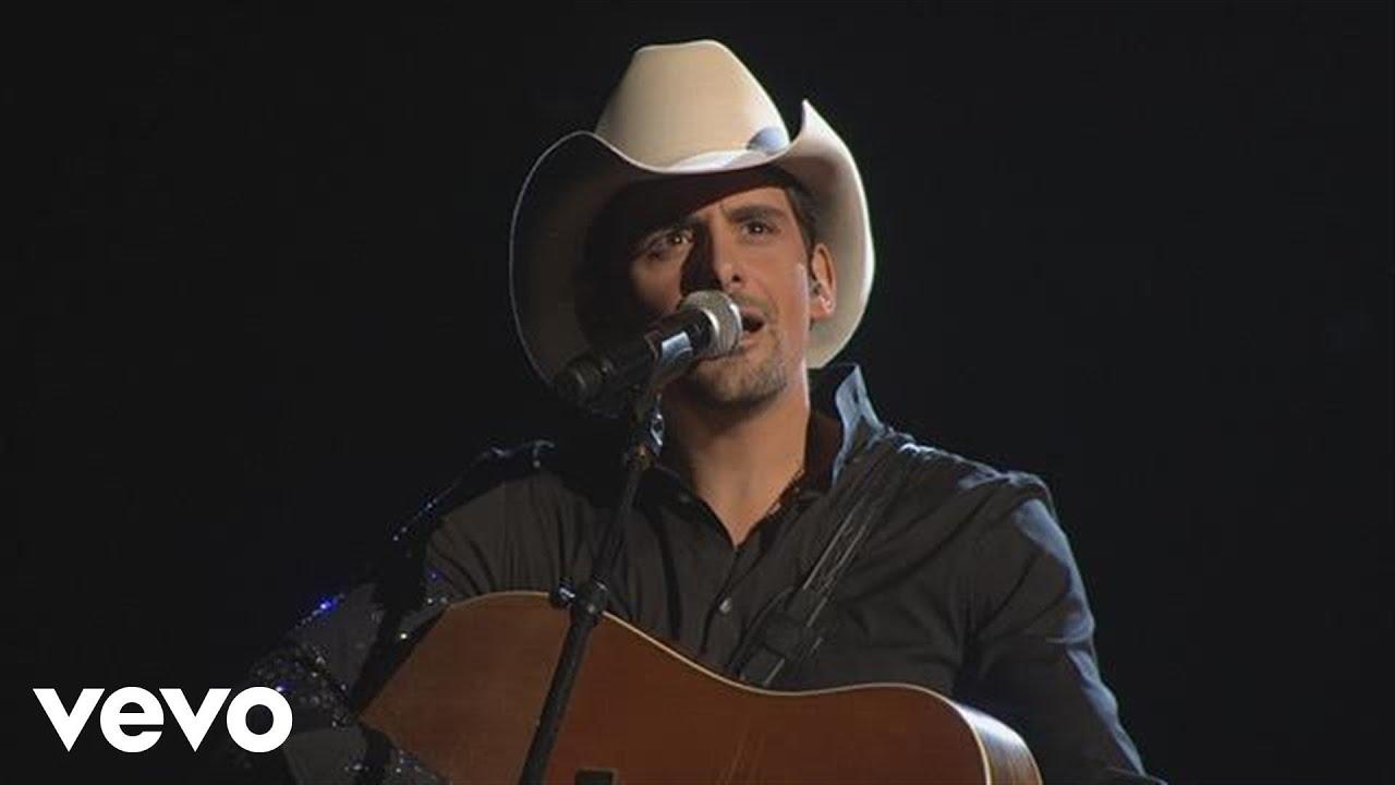 Moment image for Brad Paisley's dual wins at CMAs highlight his influence and success in country music.