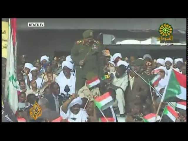 Moment image for South Sudan announces Heglig withdrawal amidst tensions and clashes