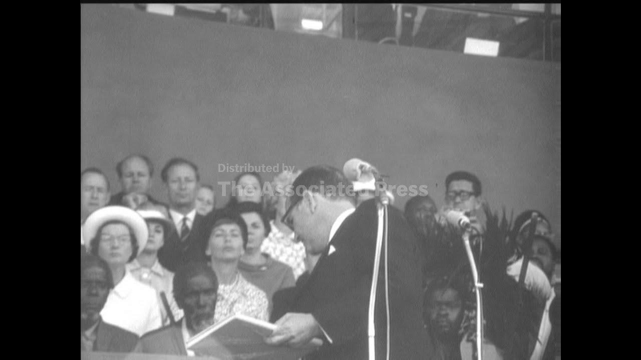 Moment image for Independence and Establishment of Constitutional Monarchy