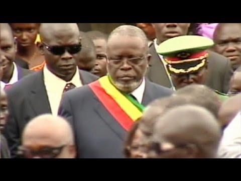 Moment image for Death of President Malam Bacai Sanhá