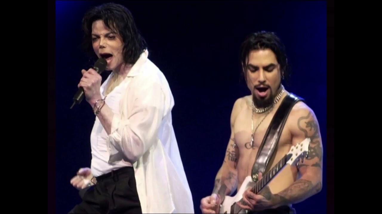 Moment image for Jackson's Fundraising Concert at Apollo Theater Highlights Community Support and Musical Talent