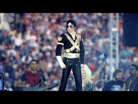 Moment image for Michael Jackson's Halftime Performance at Super Bowl XXVII in Pasadena