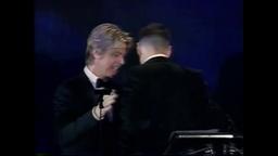 Hedi Slimane Wins International Designer Award