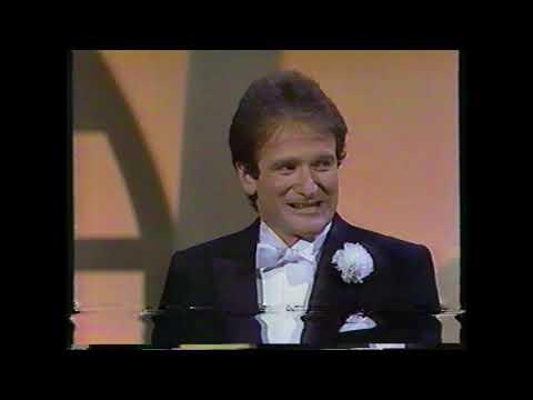 Moment image for Williams appeared in Carol, Carl, Whoopi and Robin