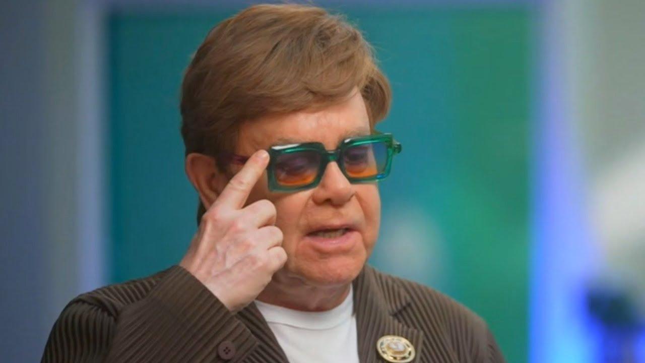 Moment image for John revealed loss of eyesight