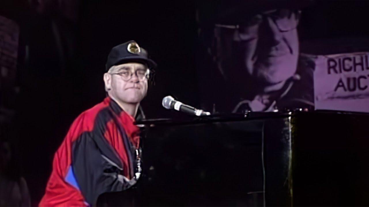 Moment image for Performed at Farm Aid IV