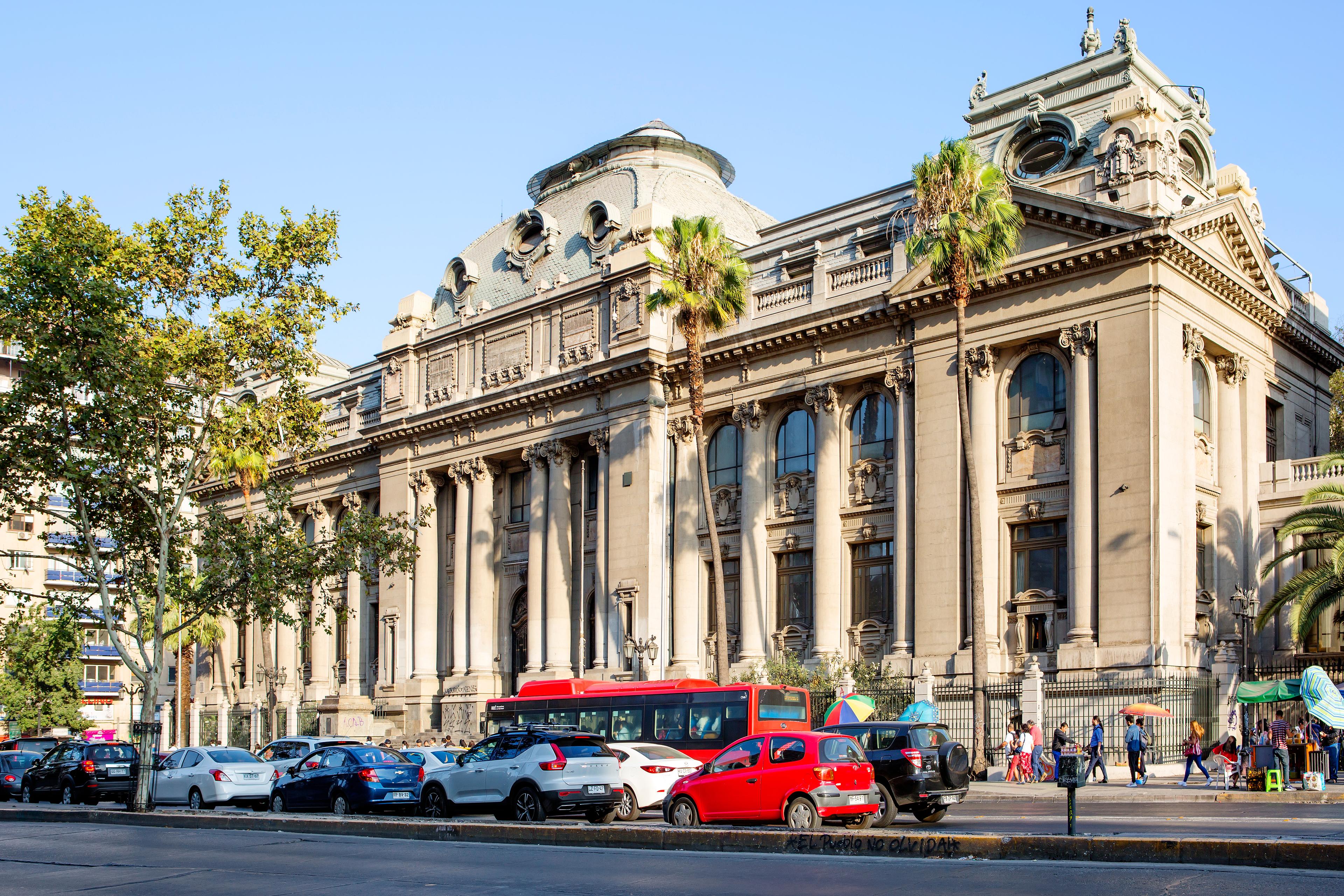 Moment image for National Library Construction Completed in Santiago
