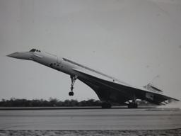 Concorde aircraft lands in Darwin.