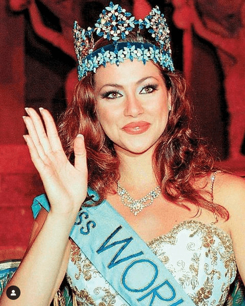 Moment image for Irene Skliva: Miss World 2005 from Greece in Bangalore, a milestone for the competition.