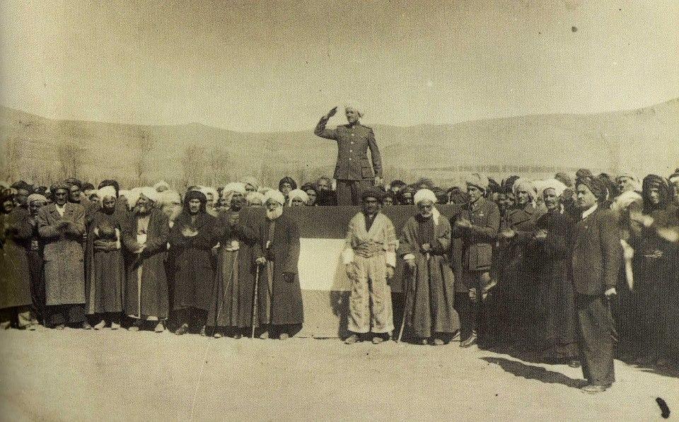 Moment image for Kurdish Republic of Mahabad Declares Independence.
