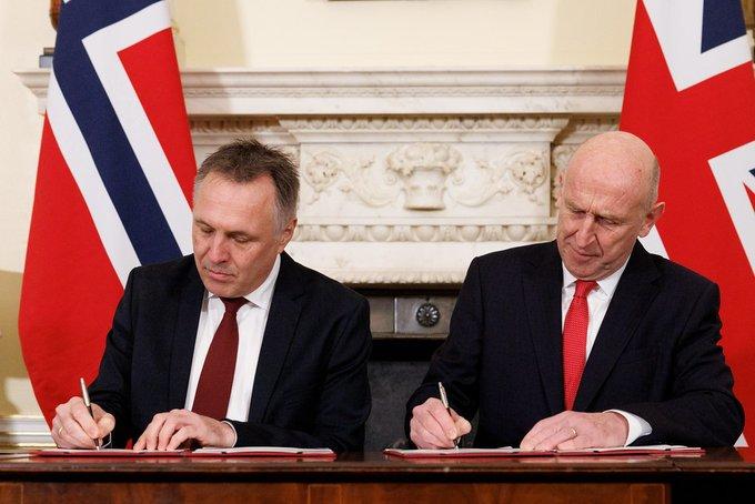 Moment image for UK-Norway Lunna House Agreement signed to enhance North Atlantic security