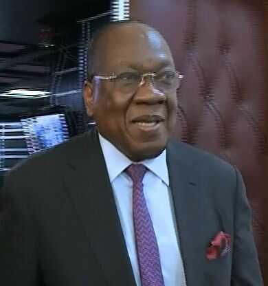 Moment image for Prime Minister 'François Lonseny Fall' Resigns