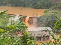 Moment image for Dam collapse in Chipinge farm