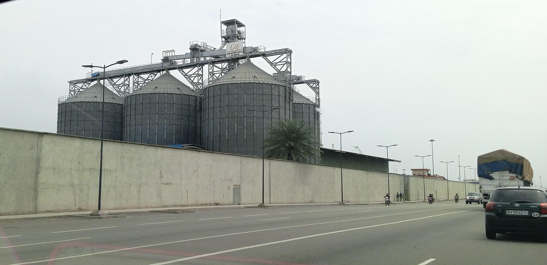 Moment image for Establishment of National Oil Marketing Company in Benin