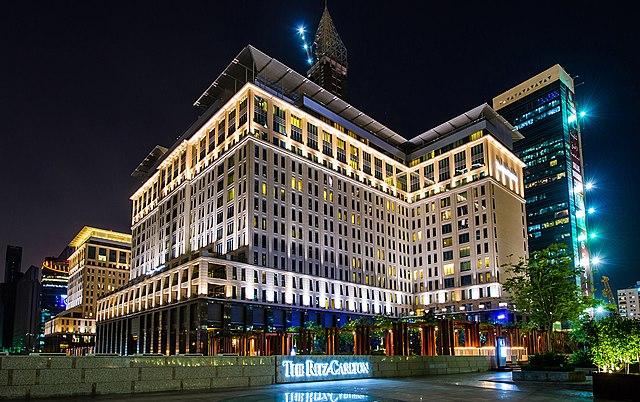 Moment image for Dubai Financial Centre {DIFC} Establishment.