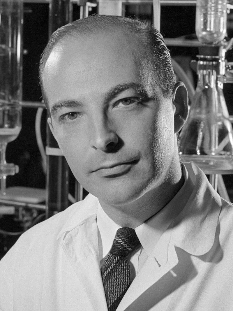 Moment image for Nobel Laureates Ochoa and Kornberg: Pioneers in RNA and DNA Synthesis