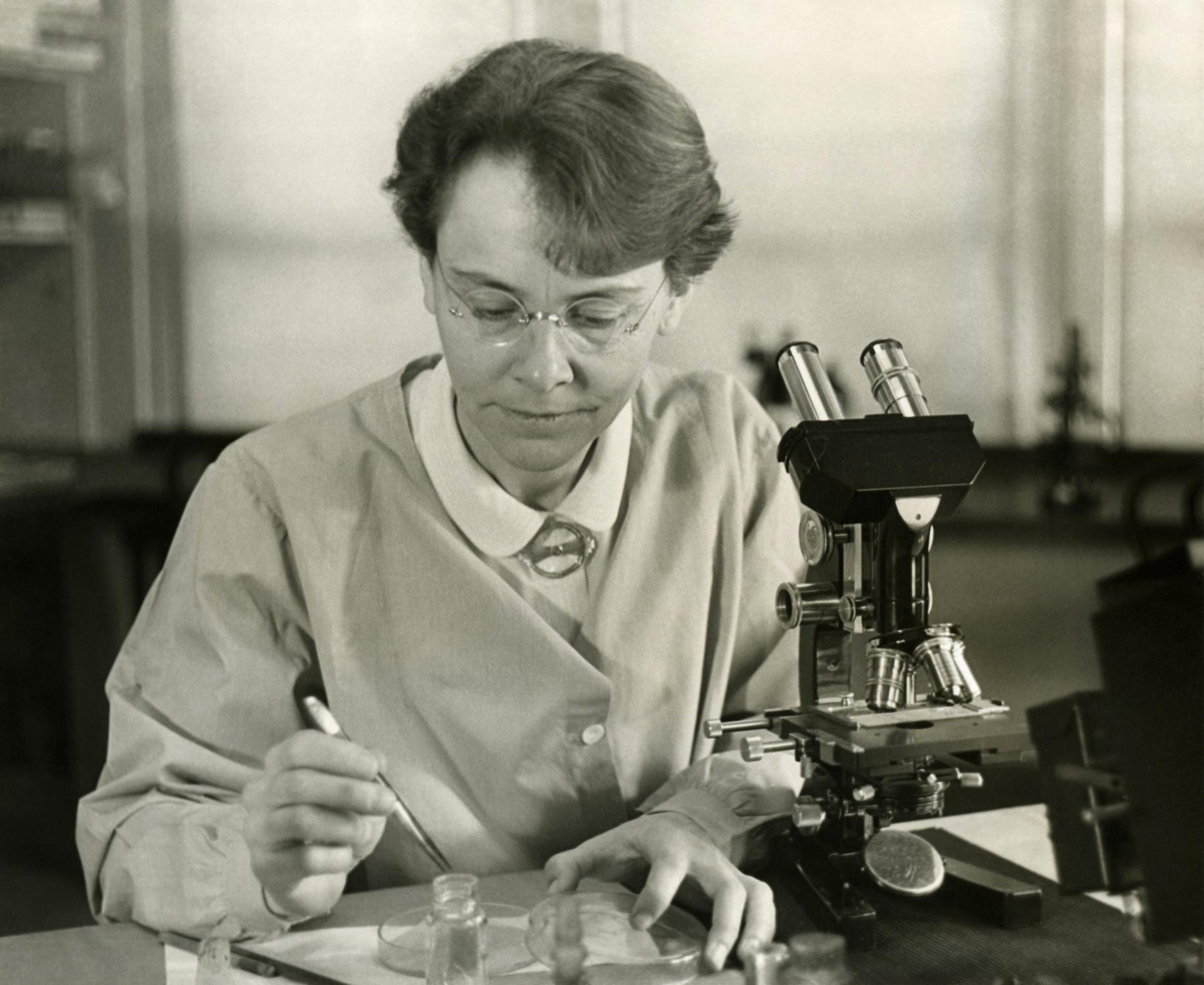Moment image for Barbara McClintock: Pioneer of Mobile Genetic Elements in Maize and Nobel Prize Winner