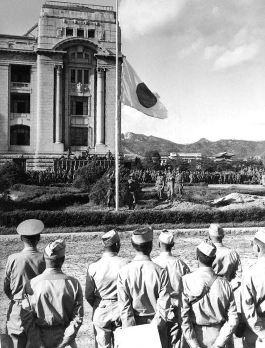 Moment image for Korean Peninsula Division after World War II