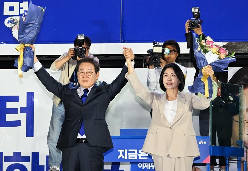 Moment image for Lee Jae-myung's election as the 21st President of South Korea