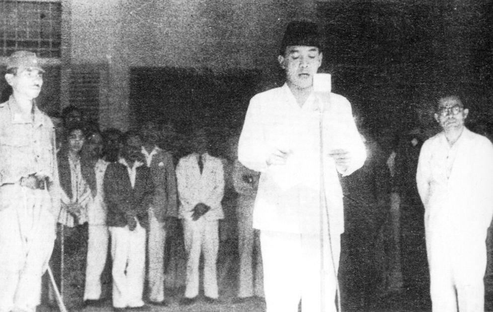 Moment image for Proclamation of Independence by Sukarno and Hatta