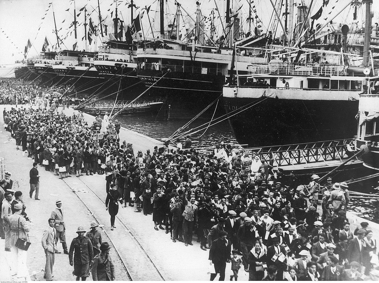 Moment image for Italian Colonization Begins in North African Territory.