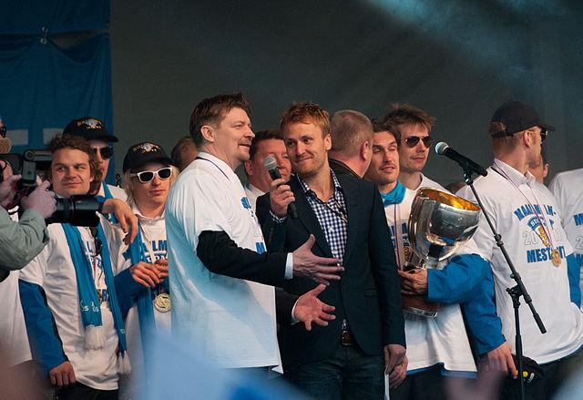 Moment image for Hockey champions and host cities: Finland, Sweden, Czech Rep./Slovakia, Bratislava, Košice, Slovakia.