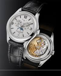 Launched annual calendar Ref. 5250