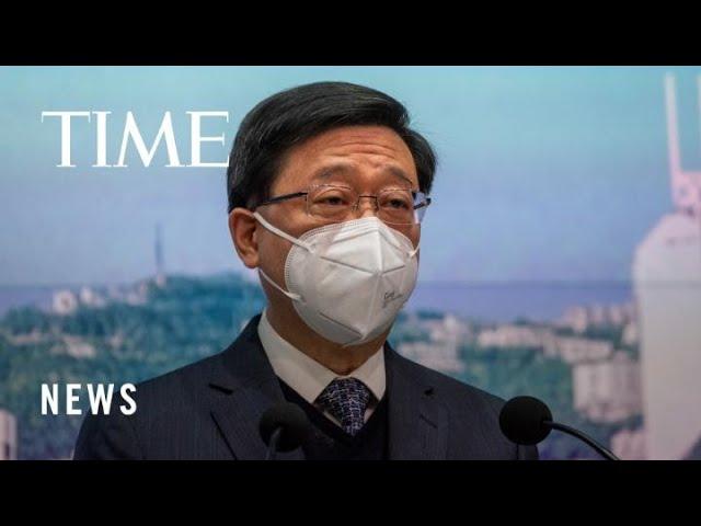 Moment image for Hong Kong will give away half a million plane tickets