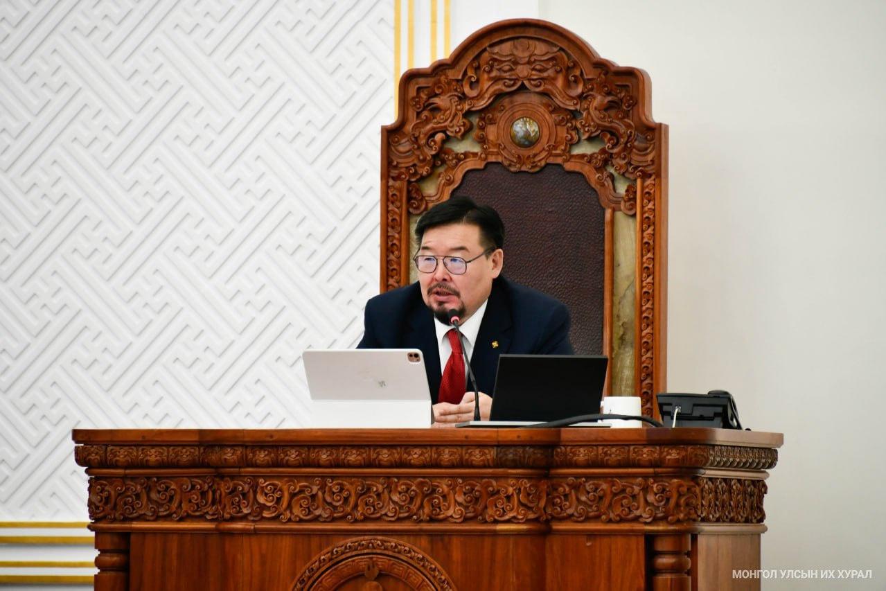 Moment image for Gombojavyn Zandanshatar appointed as new Prime Minister