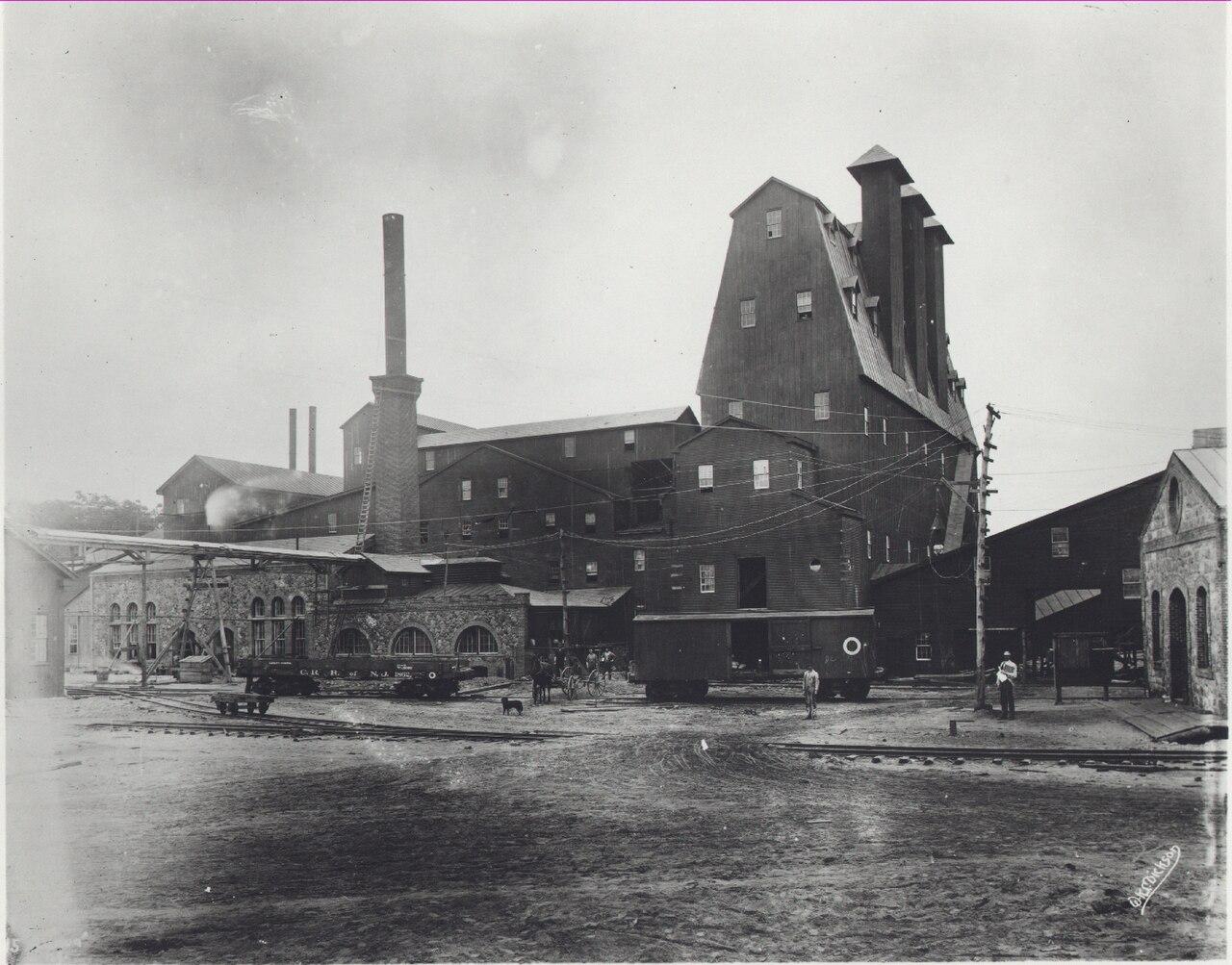 Moment image for Edison's Unsuccessful Venture: The Edison Ore-Milling Company's Economic Struggles