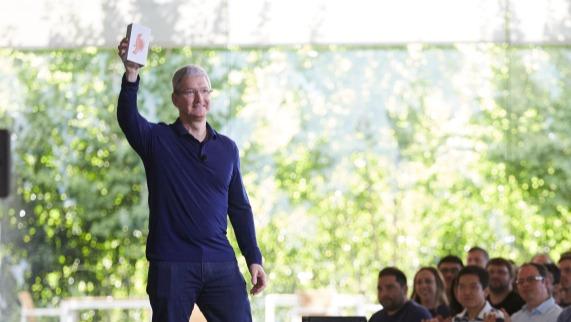 Moment image for Apple celebrates one billion iPhones